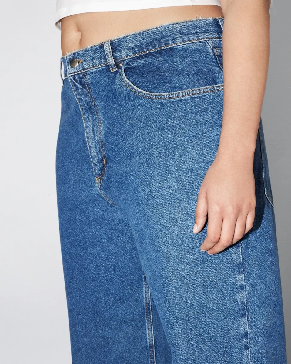 Classic Low Rise Denim | Medium Wash - Image 25