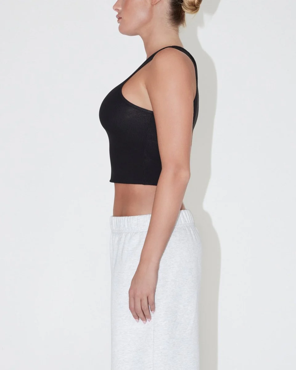 Cropped Raw Hem Rib Tank | Black - Image 4